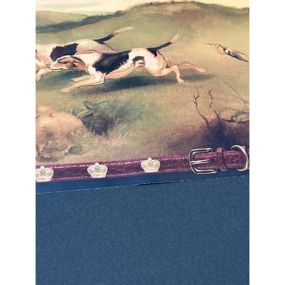Raymond Waites Running Dogs Hunting Wallpaper Border Crown Burgundy Leather Belt - Picture 7 of 9